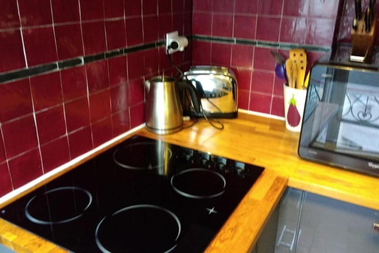 Very French Two Bedroom In The Heart Of 파리 외부 사진