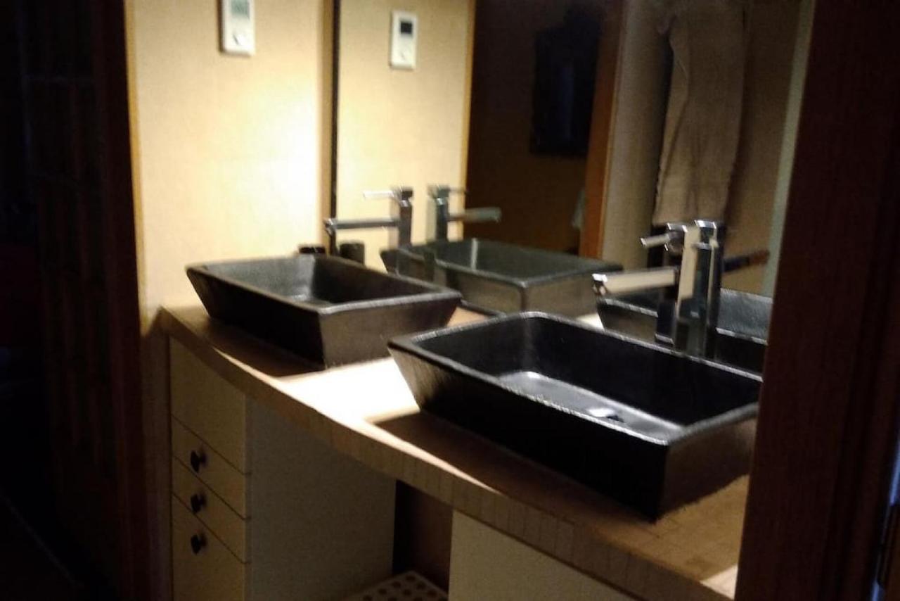 Very French Two Bedroom In The Heart Of 파리 외부 사진