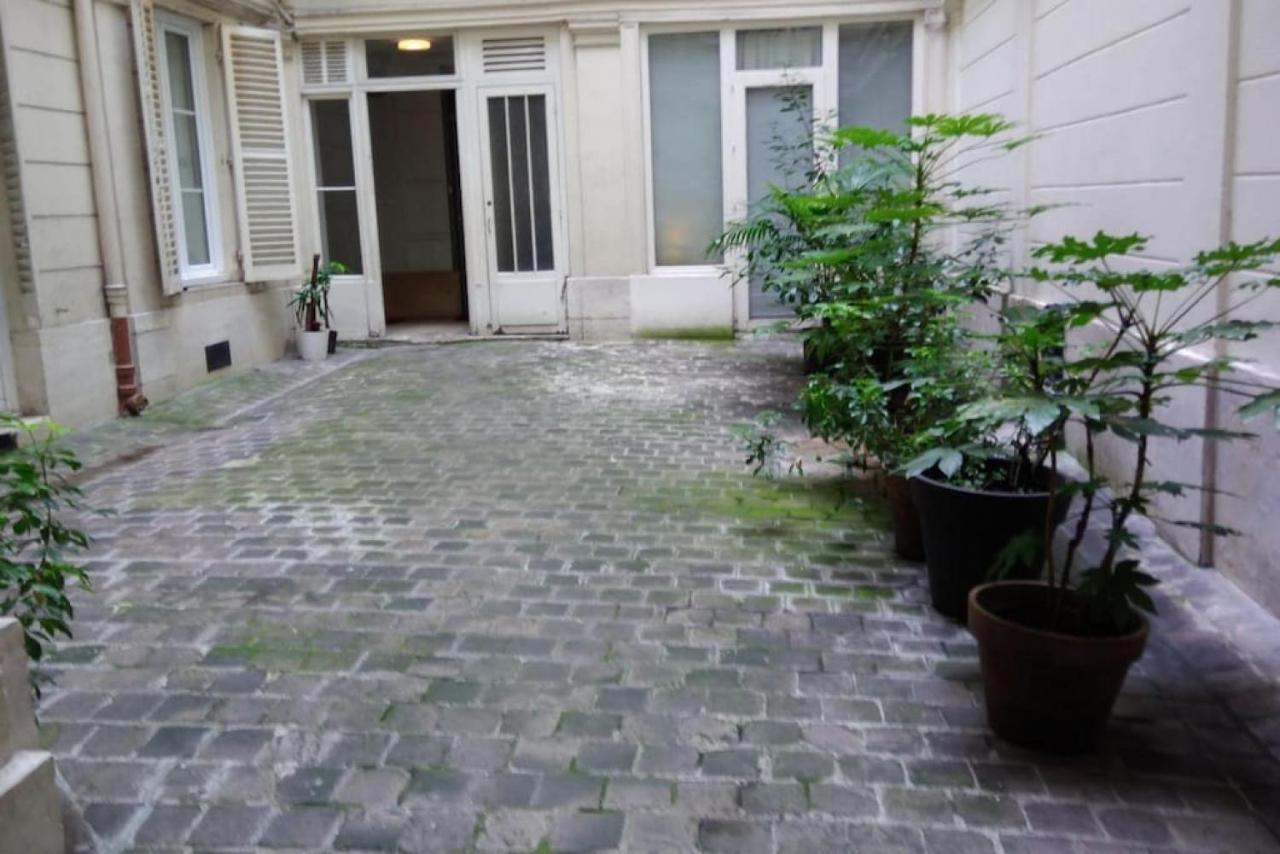 Very French Two Bedroom In The Heart Of 파리 외부 사진